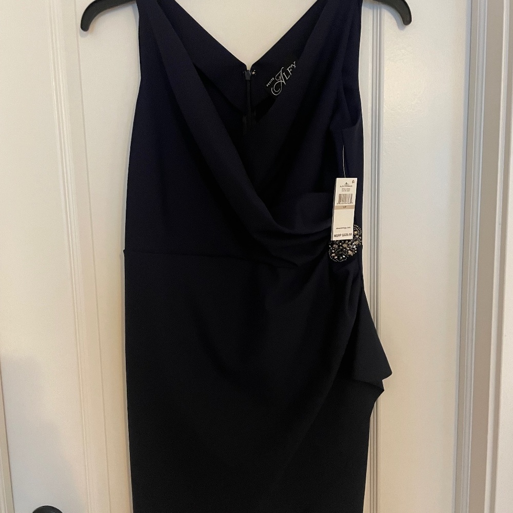 Alex Evenings Women's Slimming Short Ruched Dress with Ruffle